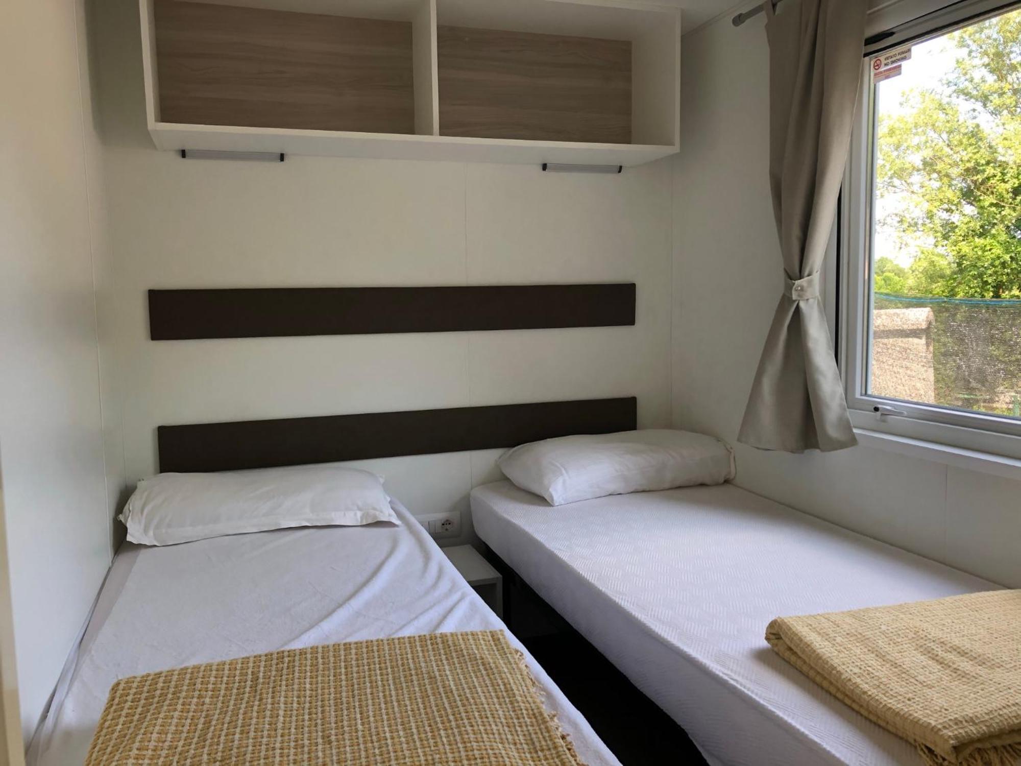 Camping Montorfano المظهر الخارجي الصورة