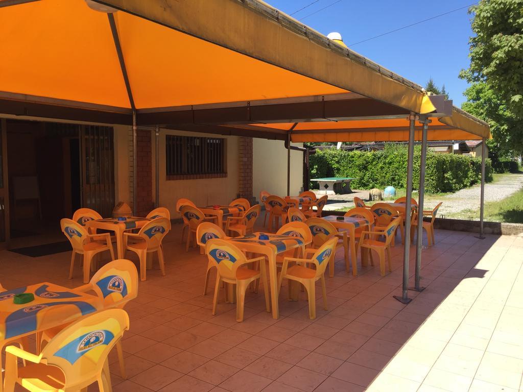 Camping Montorfano المظهر الخارجي الصورة